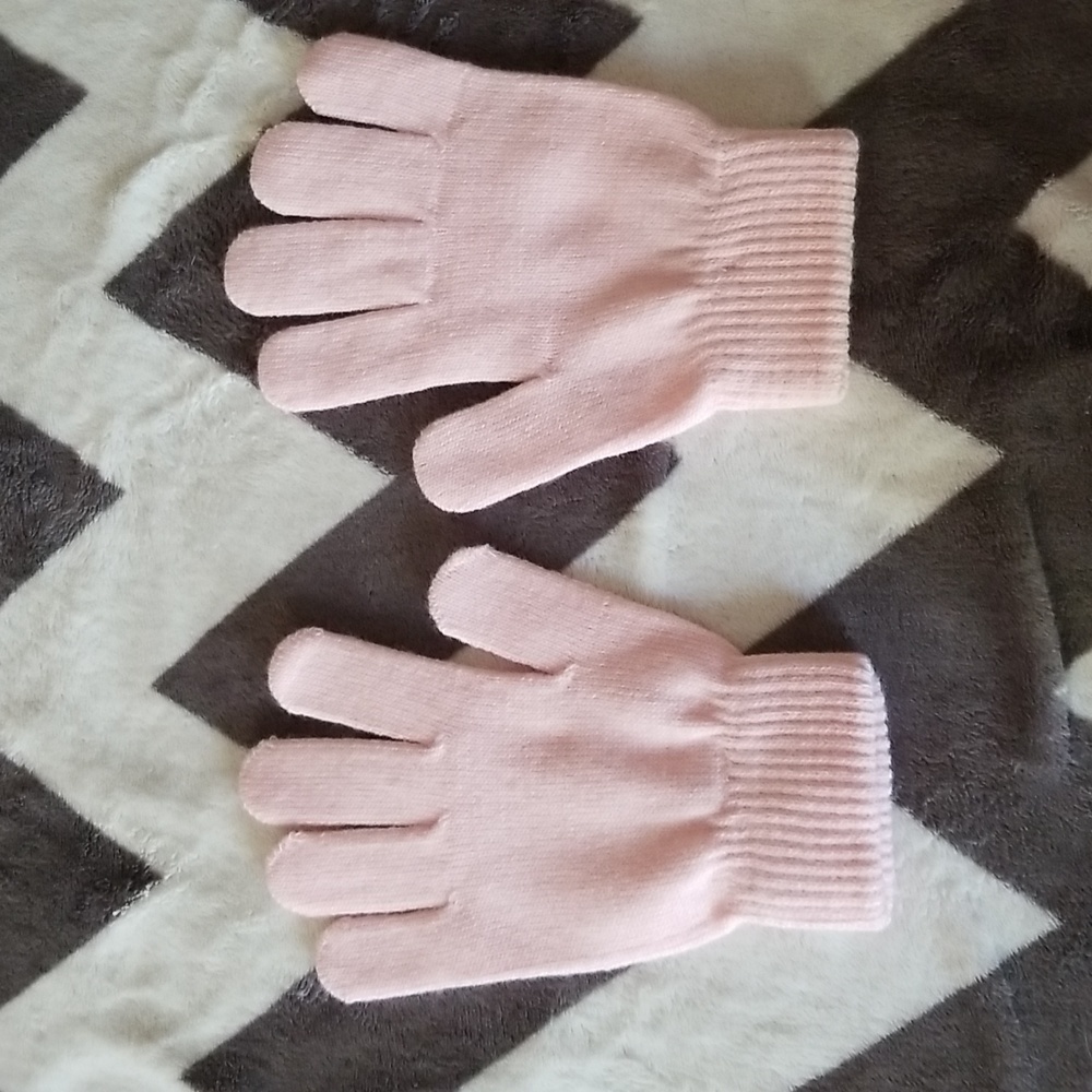 NWOT Pink Knitted Gloves